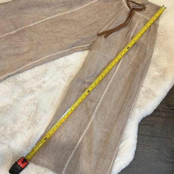 LIGHT WEIGHT SUMMER PANTS . - Picture 5 of 9